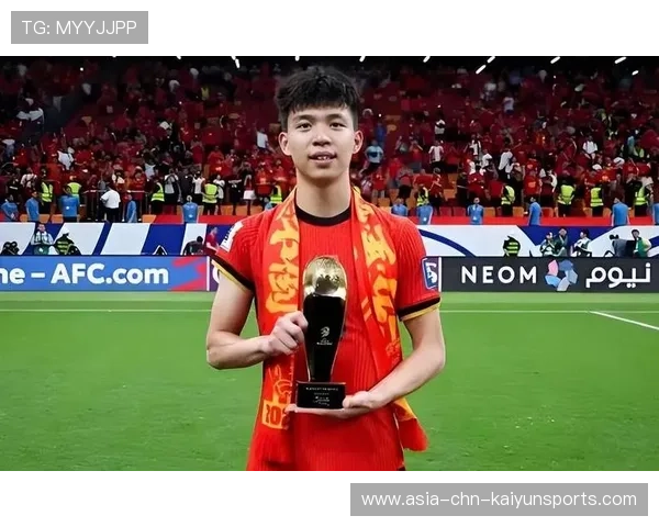 李昊锁定国足未来一门，王钰栋依然核心，王昊一足球